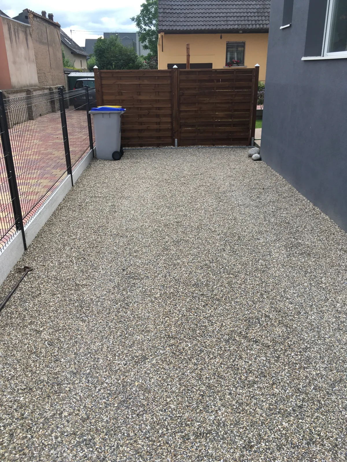Des abords en gravier — Ostwald