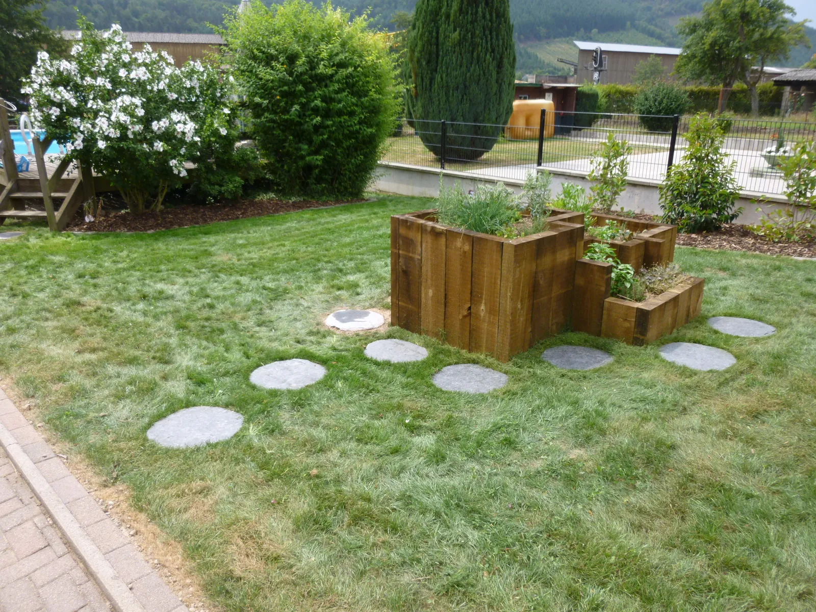 Un jardin autour de l’arbre — Urmatt